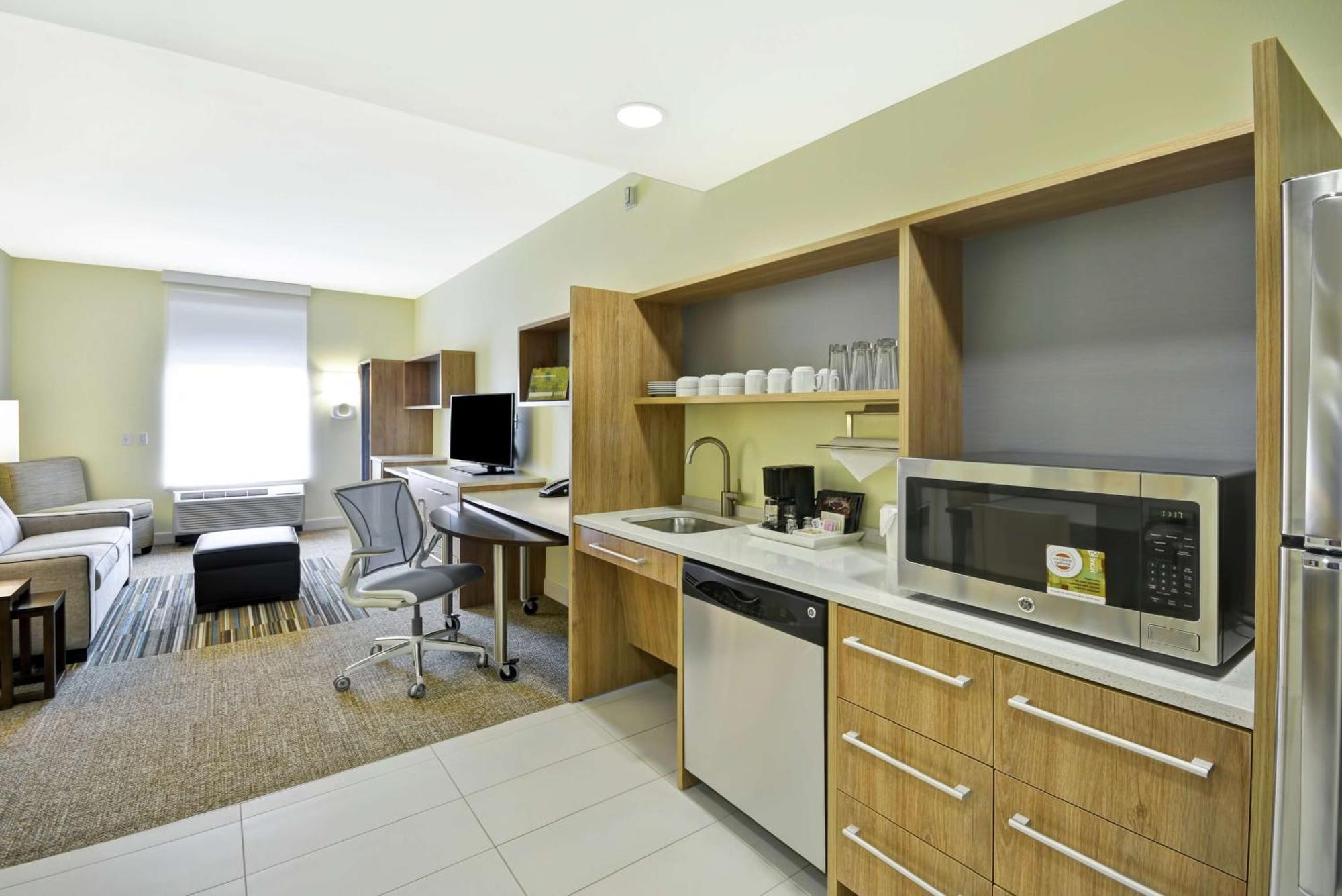Home2 Suites By Hilton Dallas Addison Exterior photo